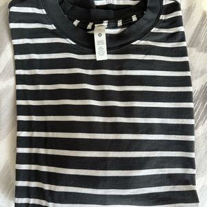 Lululemon Love Long Sleeve, Size 2